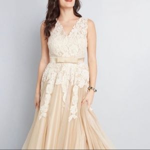 NWT ModCloth Wedding Memorable Magic Maxi Dress